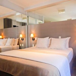Estudio Deluxe con Cama Queen